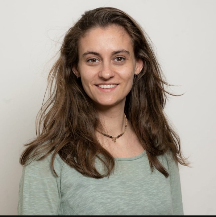 Laureata in psicologia presso l'Università Klagenfurt(A). Formazione continua in psicoterapia a Bologna con formazione sistemica. Collabora con il Consultorio Kolbe dal 2025 e si occupa di consulenze con bambini, adolescenti e adulti.