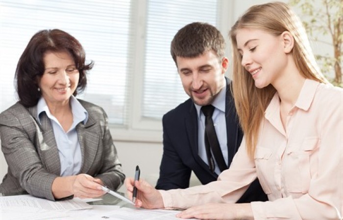 Incontriamo regolarmente i sindacati del territorio.